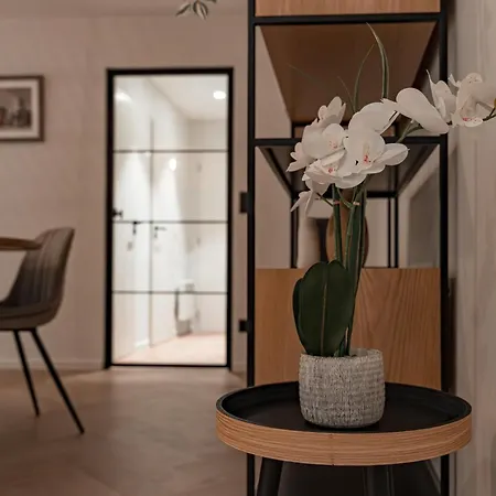 Casa *